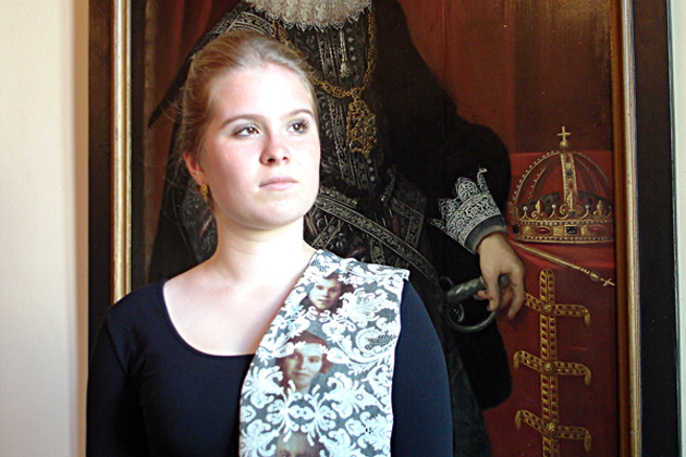 Studio-ePosh-shawl-Family-Secrets